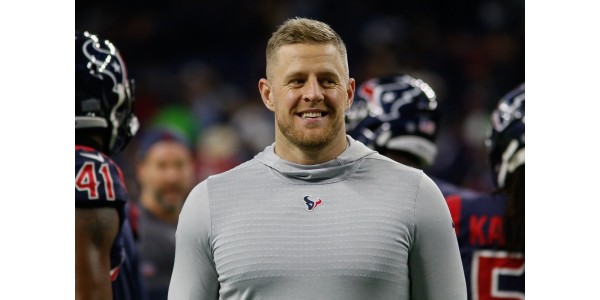 J. J. Watt fick tröjan med nummer 99 tryckt som han ville